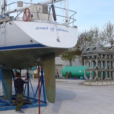 Aquarius Marine Coatings Coppercoat cost effective multi season environmentally responsible marine antifoul bottom paint - Mario-710x399
